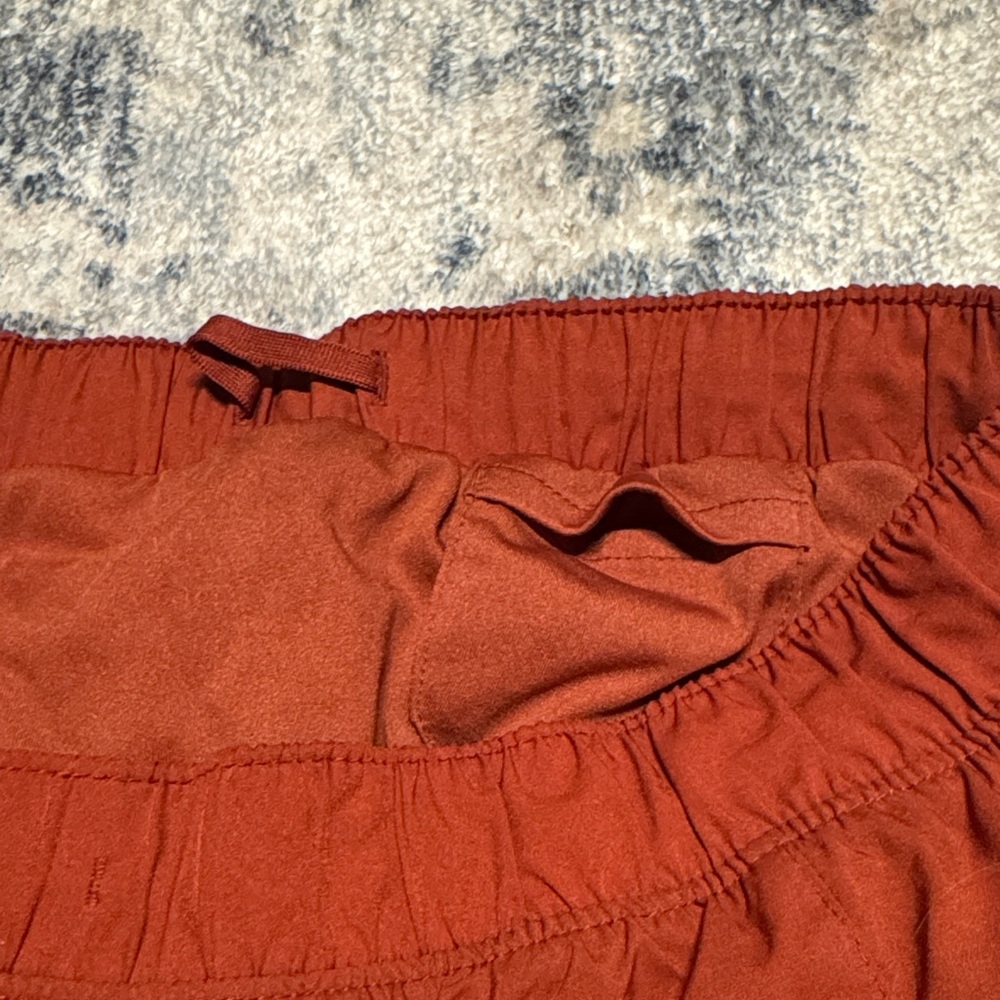 Old Navy Women's Athletic Shorts in Rust - Picture 2 of 3